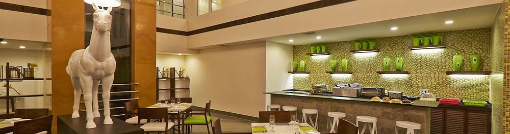K10 Hotel Vadodara Exteriör bild