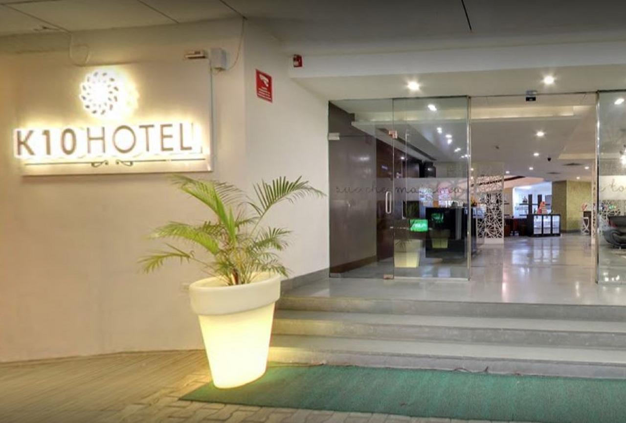 K10 Hotel Vadodara Exteriör bild